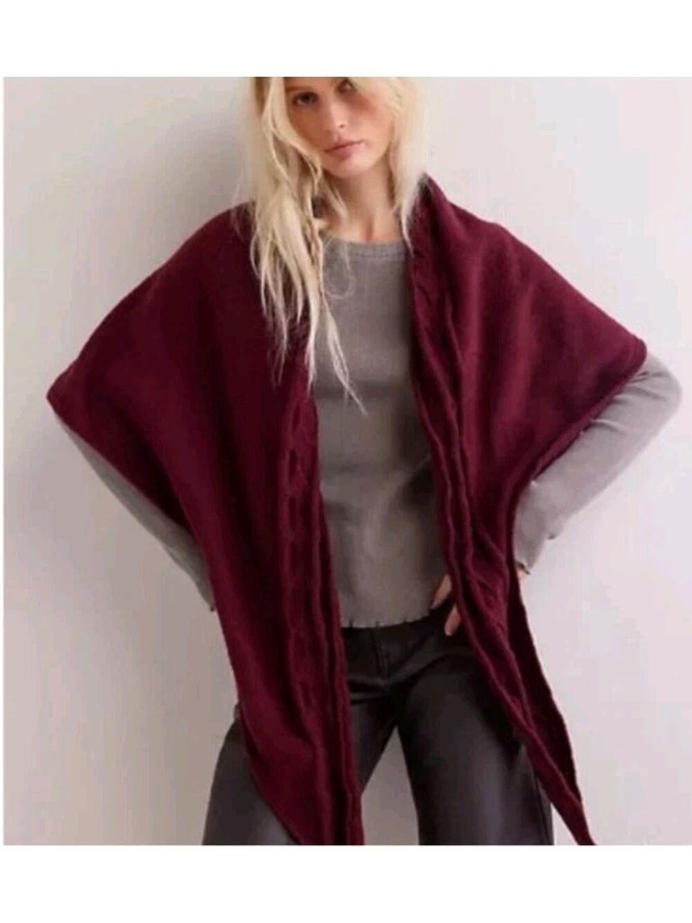 Free People Coastline Cable Knit Scarf Shawl Travel Wrap Burgundy Red OS
